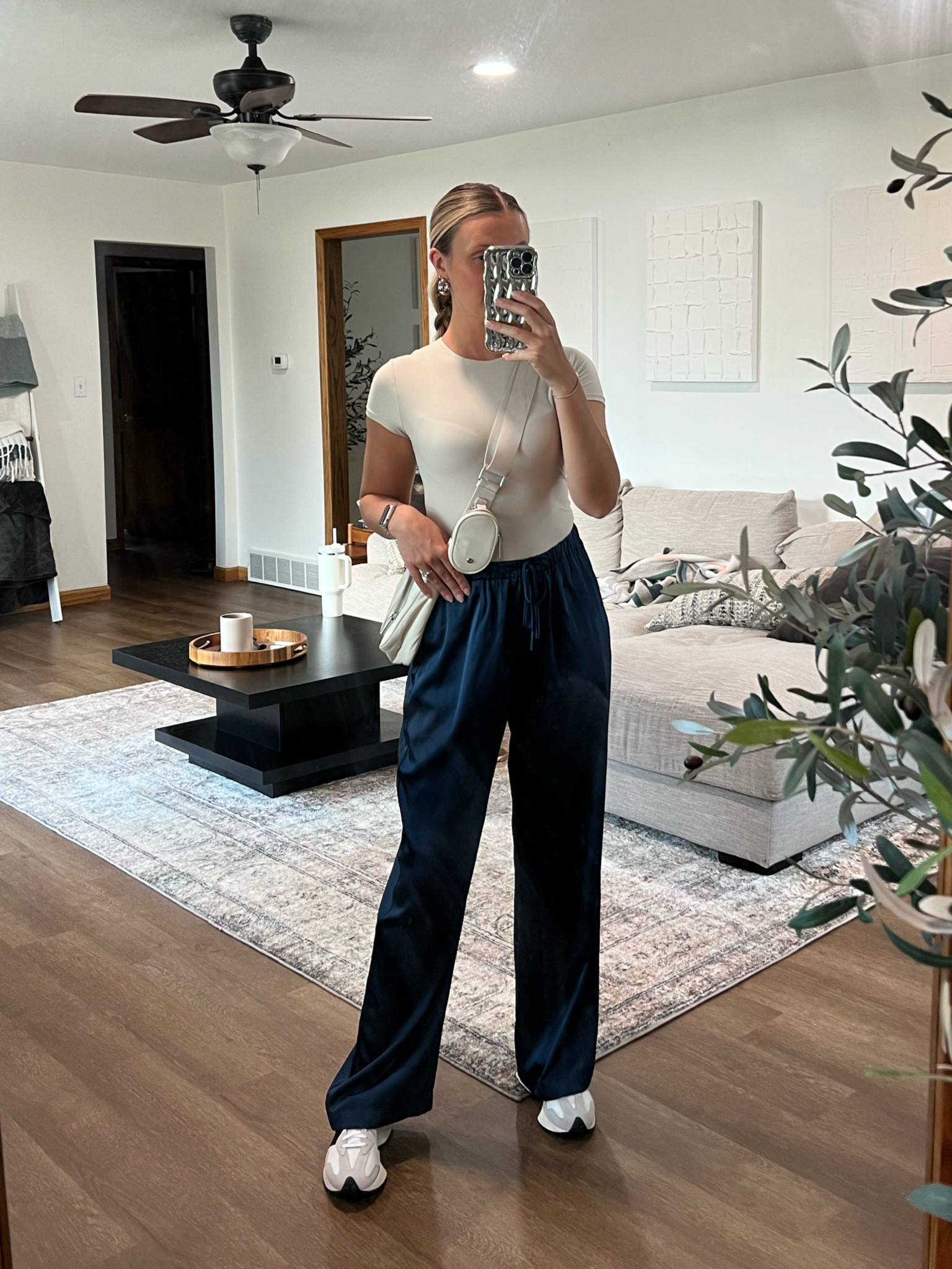 Bodysuit: xs and buttery soft
Satin wide legged pant: small and on sale!!
New balance 327: tts

Elevated causal outfit, satin pants, new balance sneakers, skims bodysuit dupe, Abercrombie buttery soft bodysuit, lululemon crossbody bag

#LTKitbag #LTKshoecrush #LTKSale