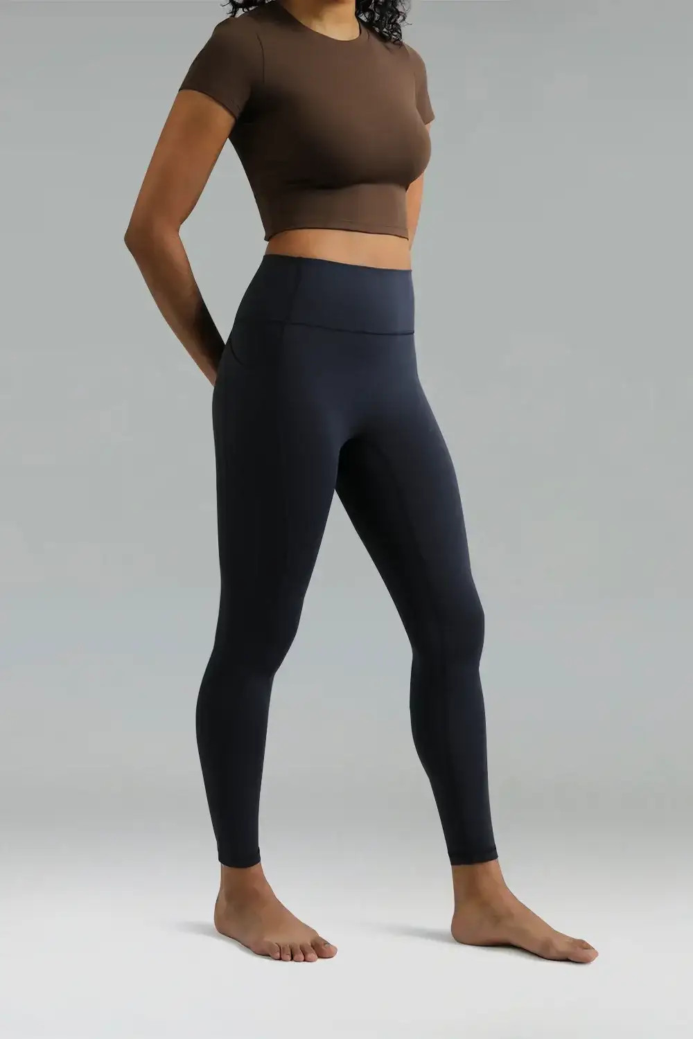 Dreamlux High Waisted No Front Seam 7/8 Workout Legging w/ Pockets | Colorfulkoala Affiliate Program