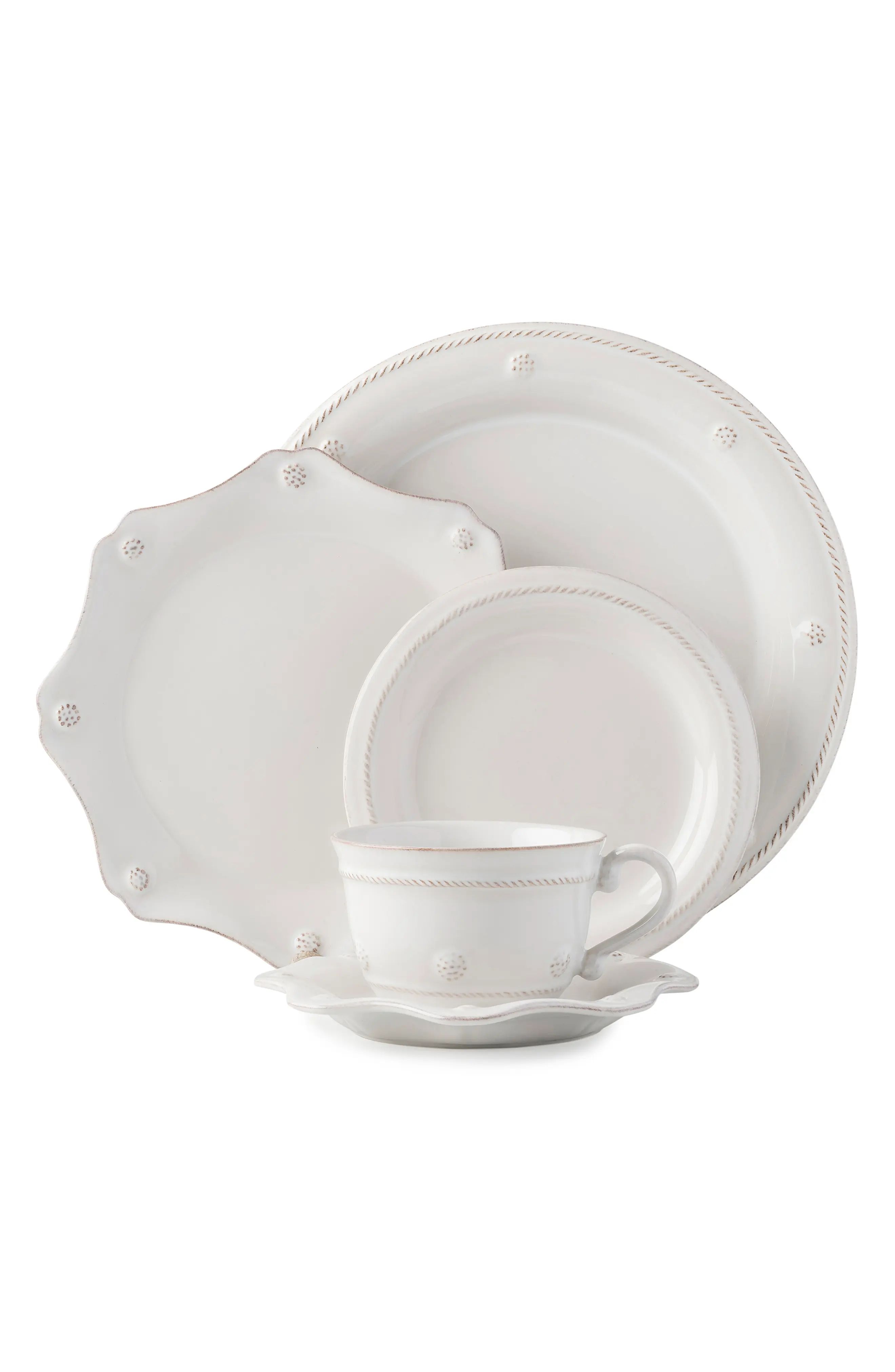 Juliska Berry & Thread Whitewash 5-Piece Place Setting With Teacup, Size One Size - White | Nordstrom
