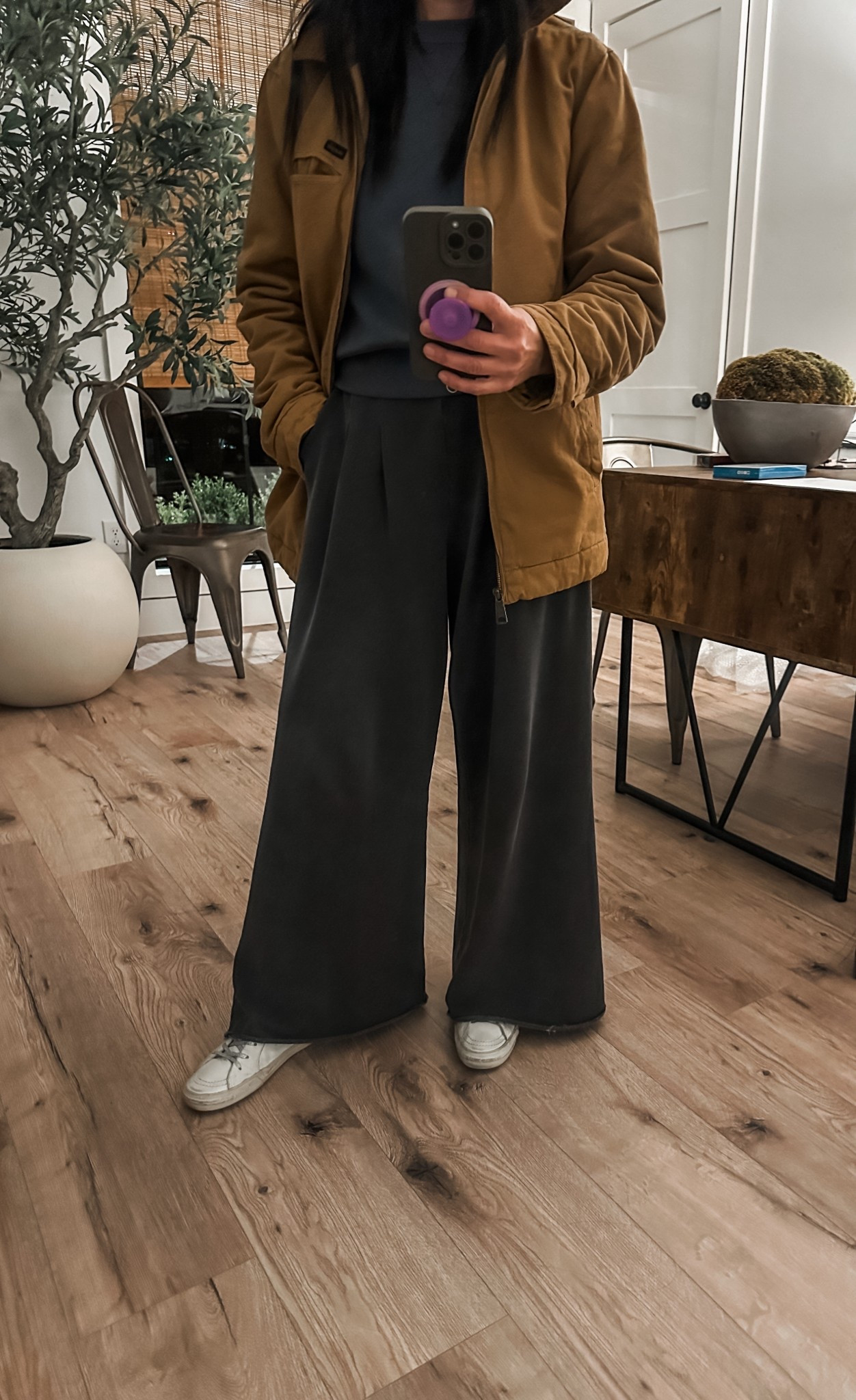 Trendy, cozy & CRAZY COMFORTABLE. Wearing an XS

#LTKmomlife #LTKootd #LTKOver40