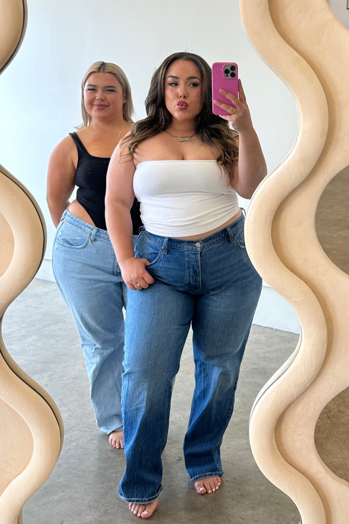 Denim & basics ft Miss Dana Rose both wearing Abercrombie Curve Love #abercrombie #curvelove

#LTKcurves #LTKstyletip