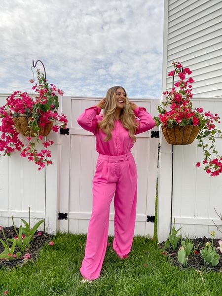 Me + the bougs (bougainvillea) 

These hanging baskets are my prized flowers of the year and they make me so happy. Also, they remind me of Greece 💗

Outfit linked: 



#LTKstyletip #LTKworkwear #LTKSeasonal