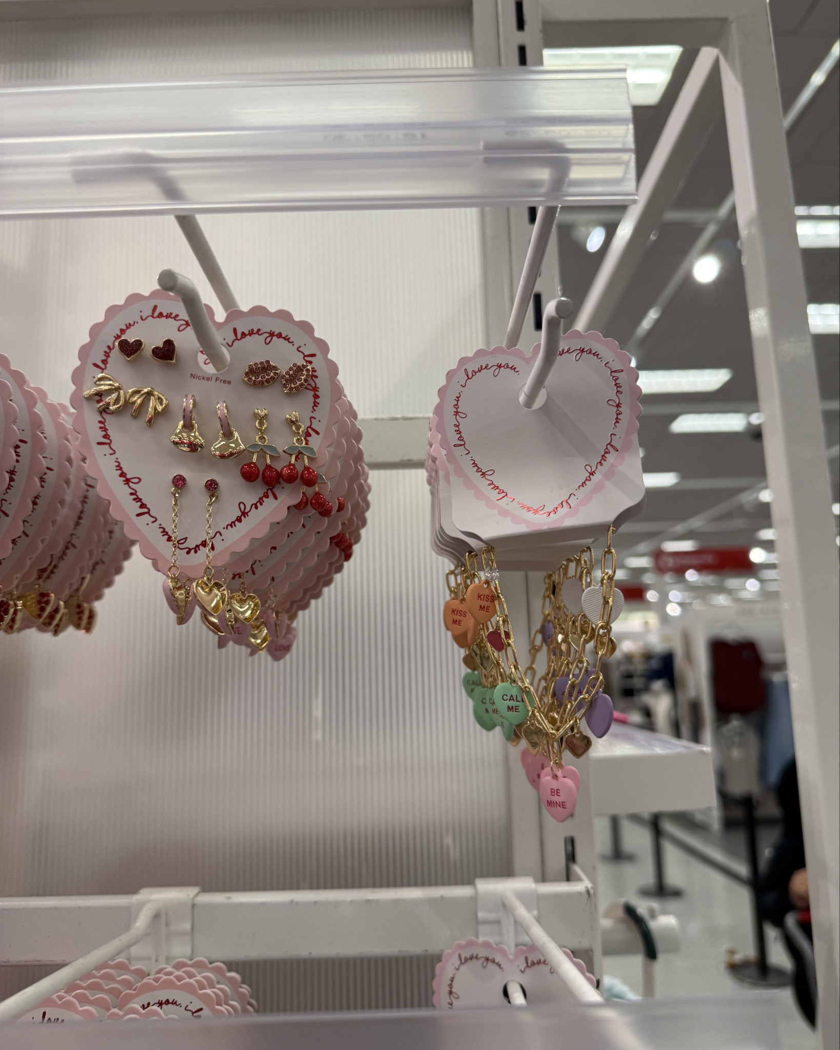 Call me a sucker but I love holiday accessories. Earrings and headbands are my favorite ❤️ And Target always has selections!!! 

#LTKBeauty #LTKFindsUnder50 #LTKdayinmylife