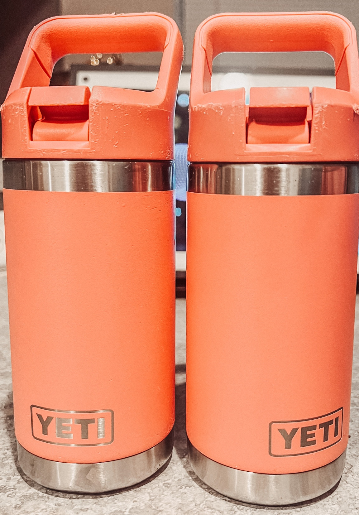 Water 💦 Bottle Yeti
Super recommended the cold water lasts a lot and the ice too.#LTKBacktoSchool

#LTKhome #LTKfamily