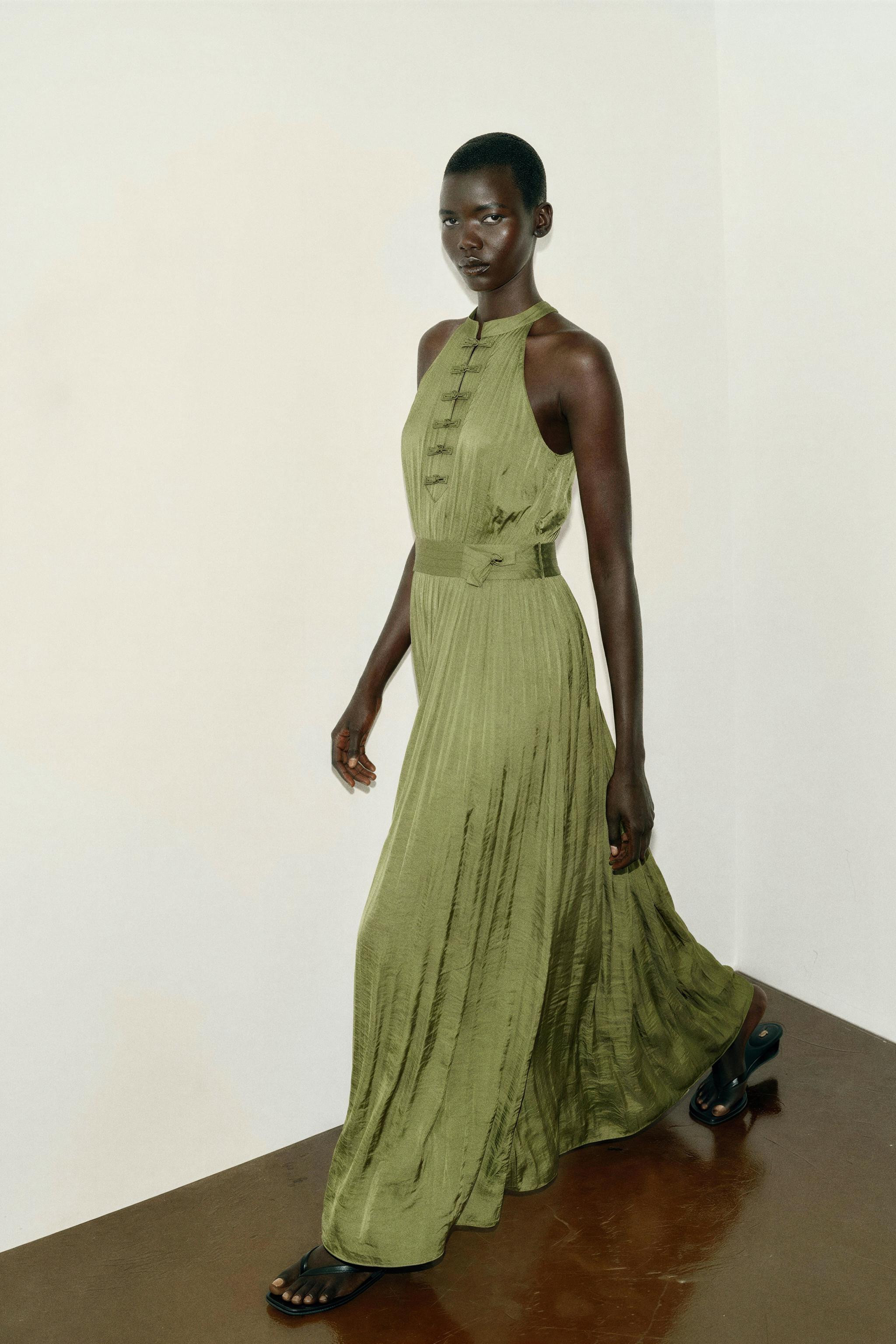 LONG HALTER FROG FASTENING DRESS | Zara US