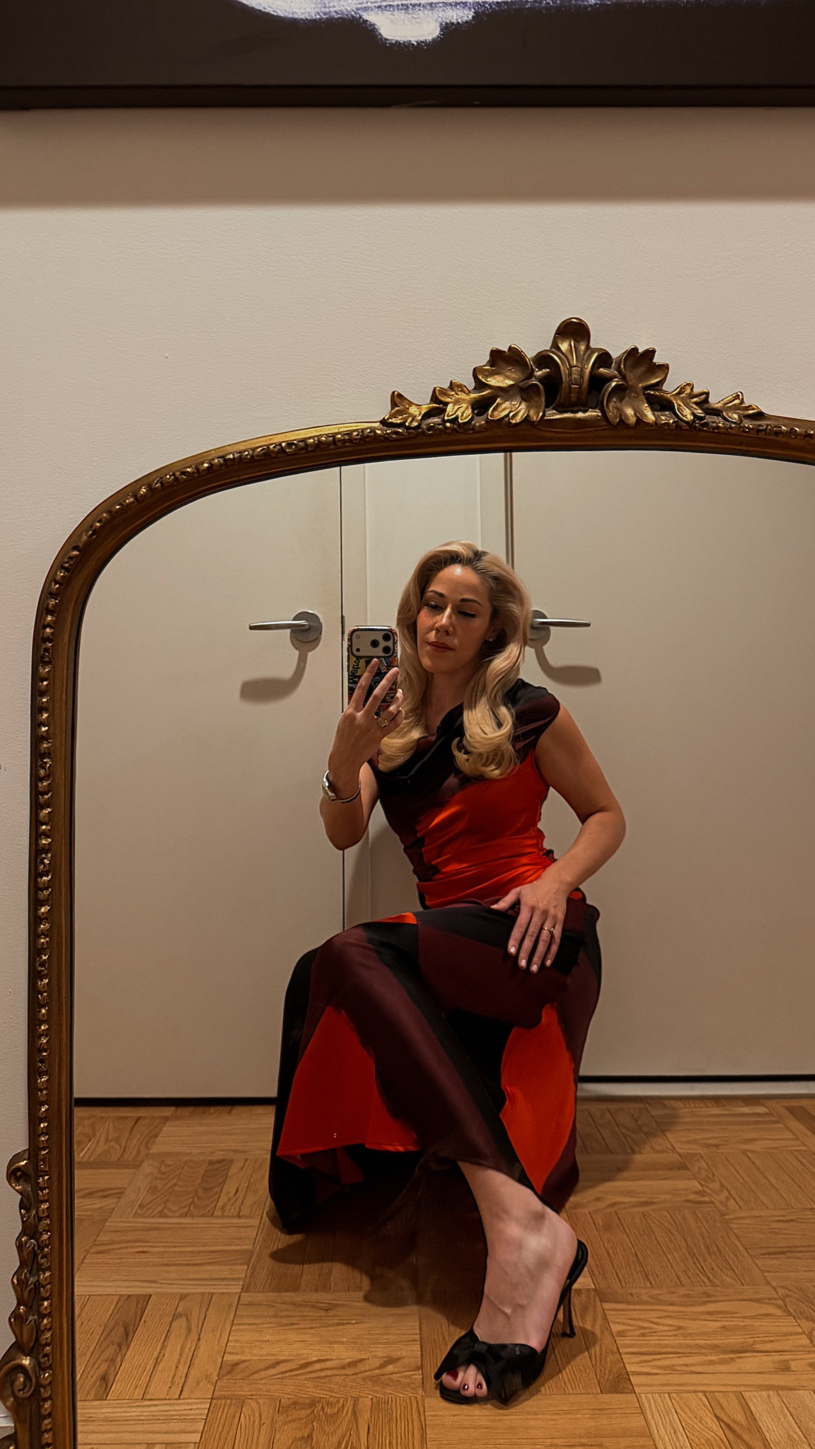 COMFORTABLE DRESS FOR HOLIDAY PARTIES AND WINTER WEDDINGS

#LTKSeasonal #LTKHoliday #LTKWedding