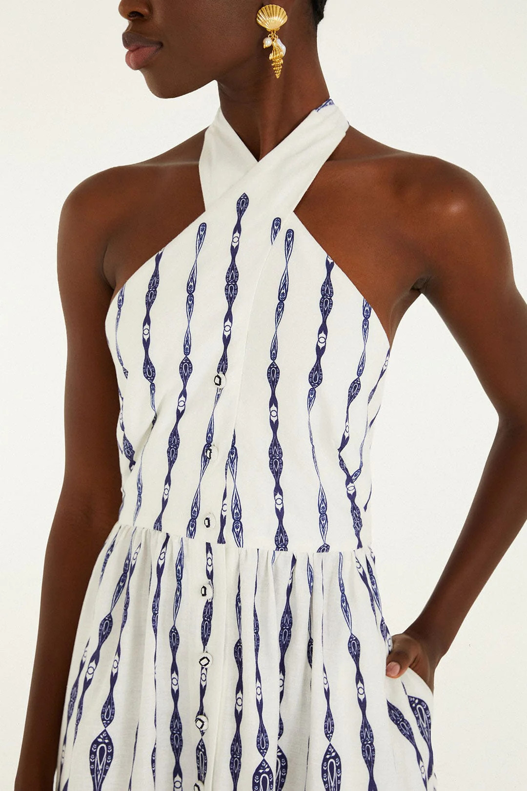 Off-White Fishes Flow Halter Neck Lenzing Ecovero Euroflax Midi Dress | FARM Rio | FarmRio (US)