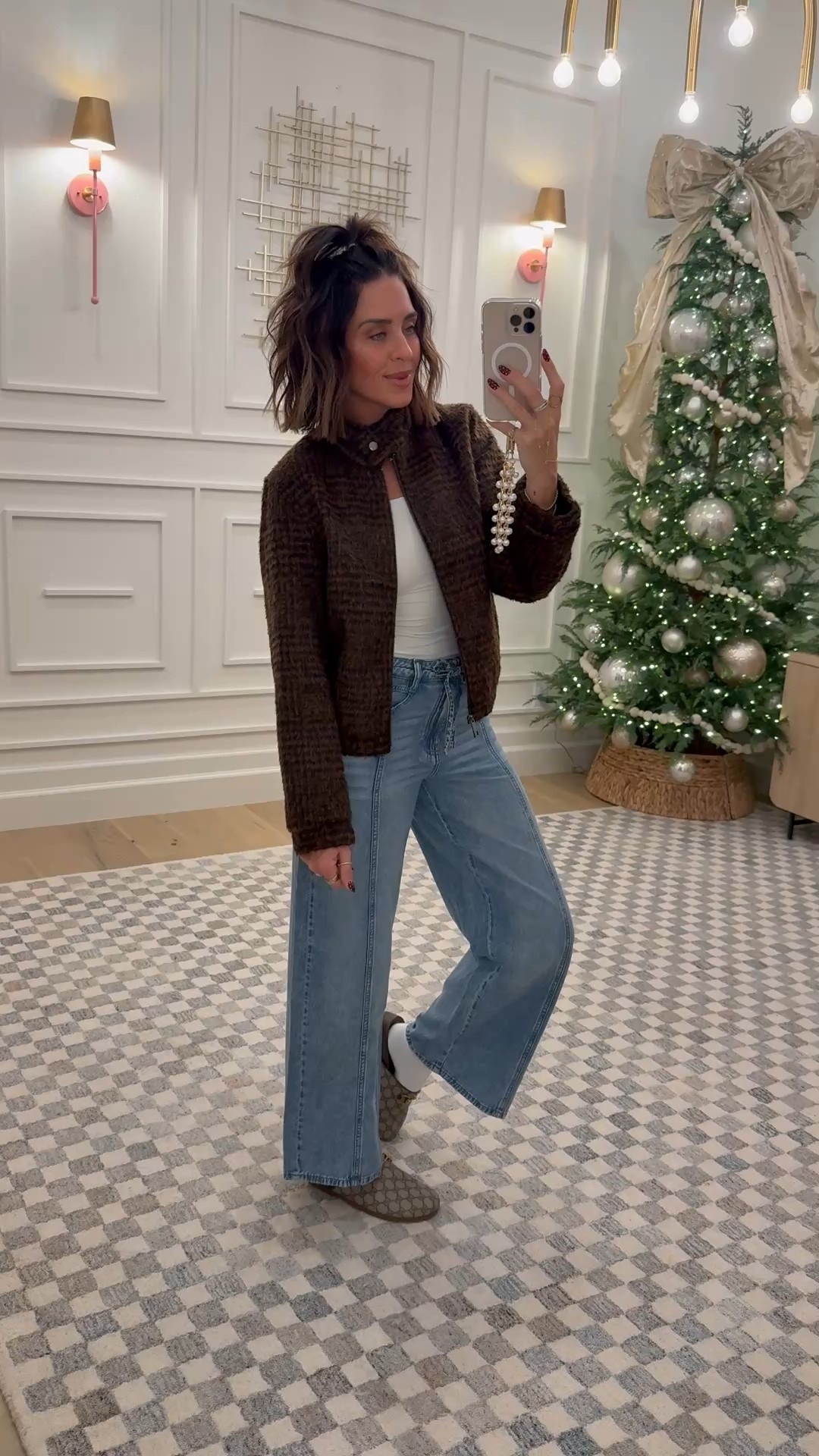 Sherpa cropped - size S
Bomber jackets - size S
Plaid - size M but totally should’ve done a S



#LTKFindsUnder100 #LTKFindsUnder50 #LTKStyleTip