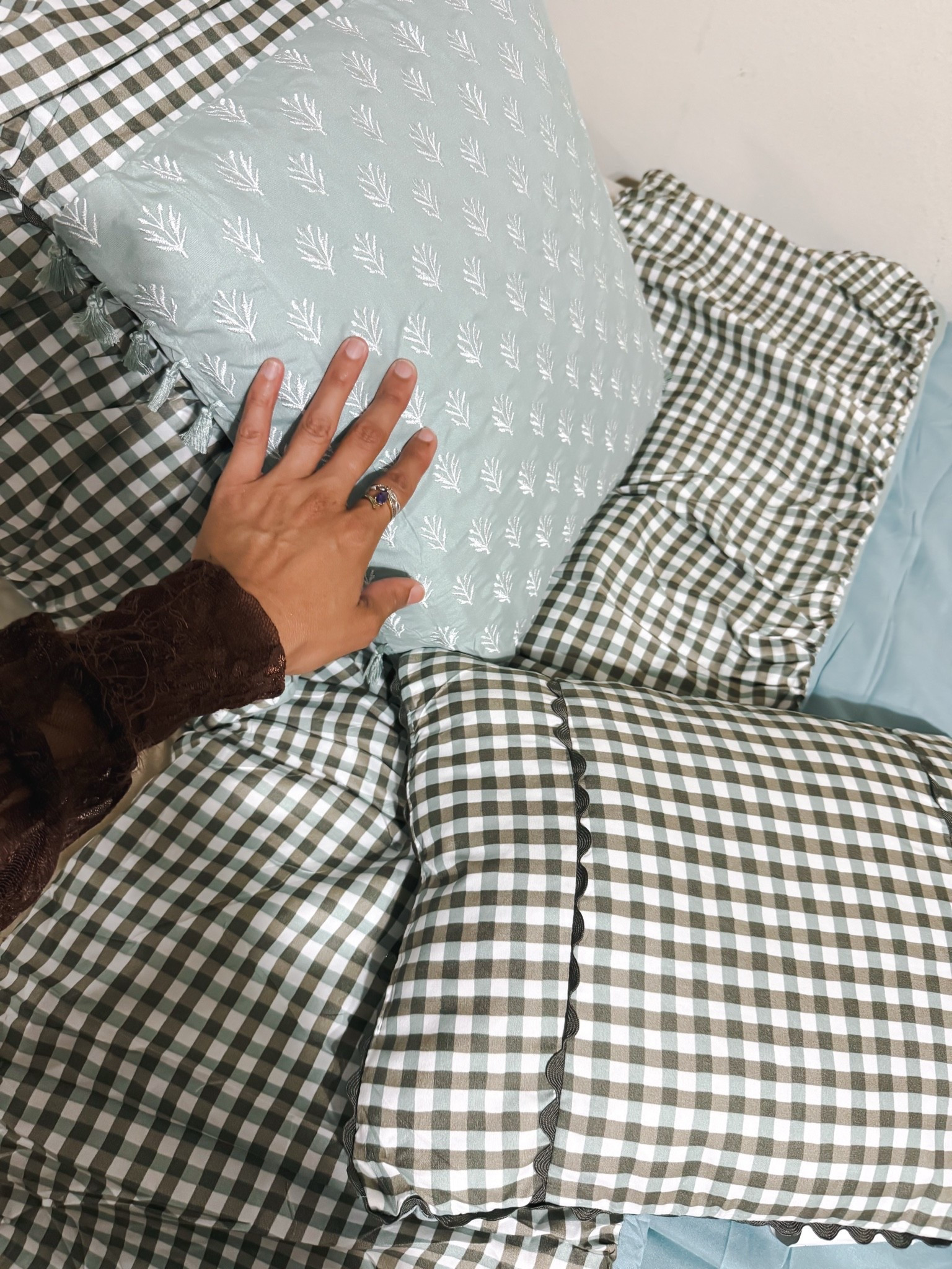 ✨ The cutest bedroom refresh! 🤍 This 4-piece pleated bedding set instantly adds texture and a cozy, elevated look to any room. I love that the Twin size includes a matching sham + adorable decorative pillow—such a cute detail! 🛏️✨

Perfect for a guest room, kids’ room, dorm, or simply giving your bedroom an easy refresh without changing everything.

pleated bedding set, 4 piece bedding set, twin bedding set, twin comforter set, cute bedding, bedroom refresh, cozy bedroom decor, aesthetic bedding, textured bedding, kids bedroom decor, dorm room bedding, guest room decor, bedroom makeover, home decor finds, affordable bedding

#Bedding #BedroomDecor #BedroomRefresh #TwinBedding #HomeDecor #CozyBedroom #BeddingSet #RoomMakeover

#LTKSaleAlert #LTKHome #LTKselfcare
