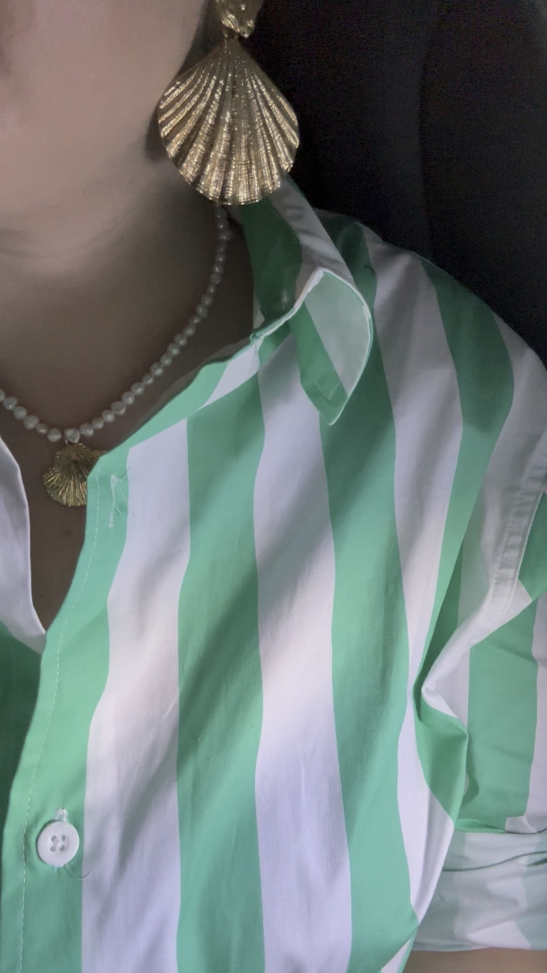 I always dress up for the plane - at least a little bit. ✈️ 

#LTKSeasonal #LTKStyleTip #LTKTravel