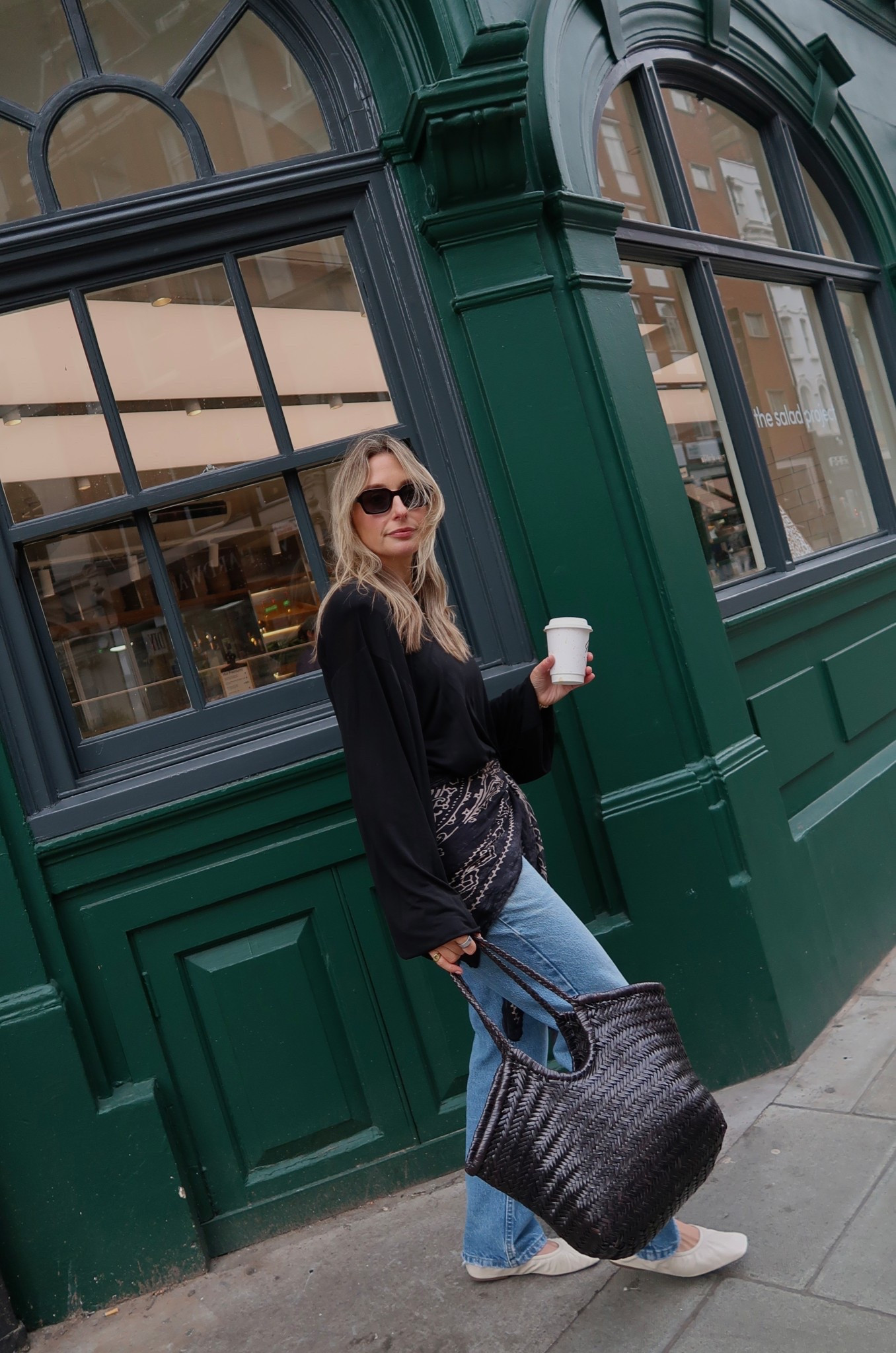 Everyday outfits. But better.

Wearing a M in the top. Jeans are vintage. Shoes are from a sample sale but linked some I love! 

Dragon diffusion 
Woven bag
Scarf belt
Bandana scarf
Spring outfit 

#LTKspring #LTKxMintVelvet #LTKuk