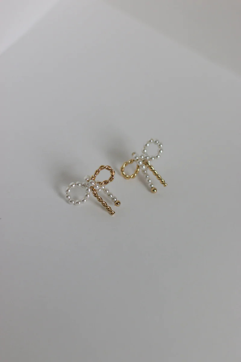 Pearl Bow Chain Earrings | ANEA HILL