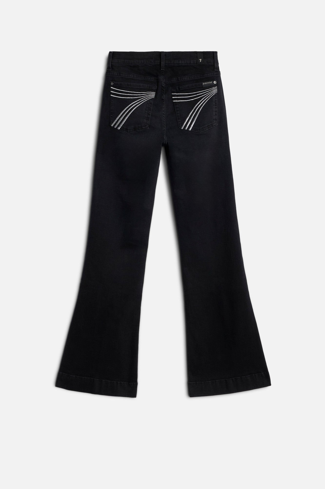 Tailorless Dojo in Salem | 7 For All Mankind