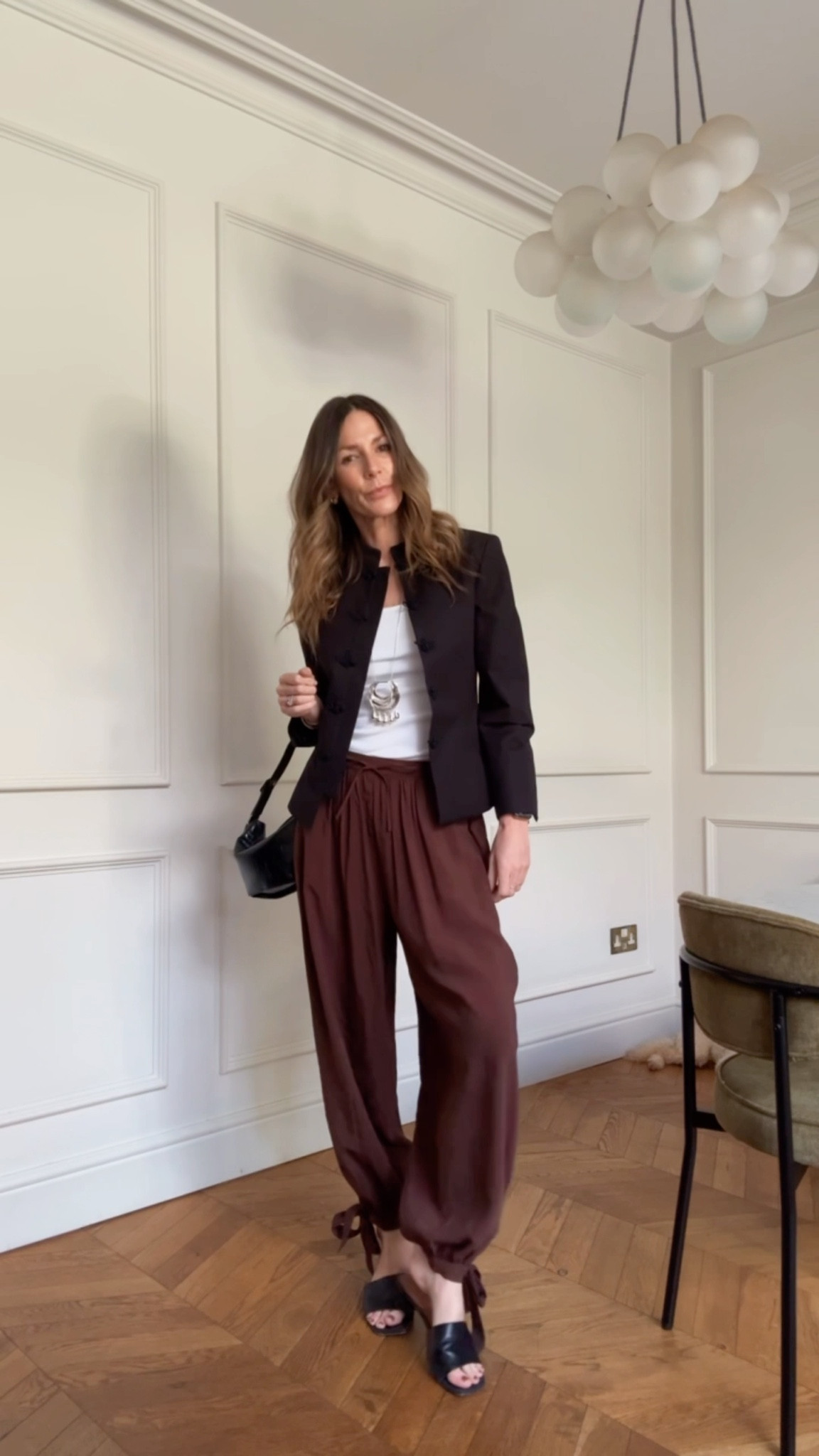 The trousers you’ll wear all the time… everyday, work, casual, wedding, park dates 🤎

I bought very similar ones last year from Zara and wore them non stop. So when I saw these in the most gorgeous fabric with the same bow detail at the ankles I needed them. 

#LTKuk #LTKspring #LTKsummer