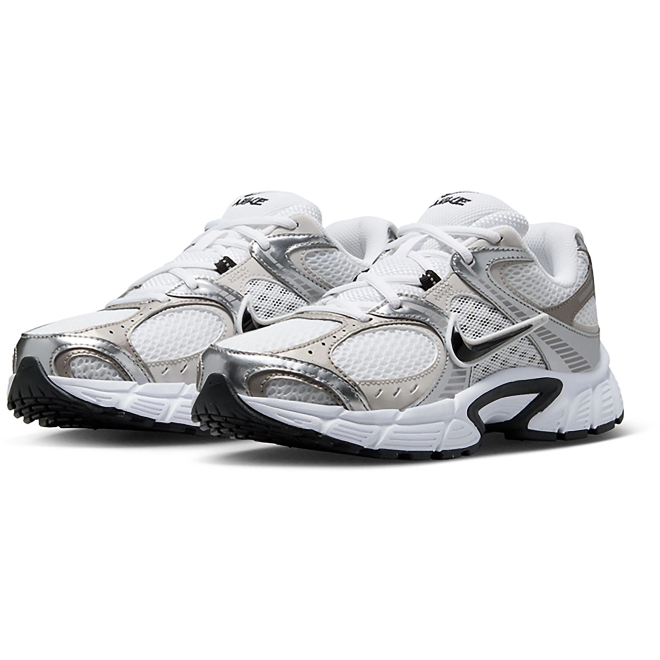 Nike Women's V5 Runner Shoes | Academy Sports + Outdoors