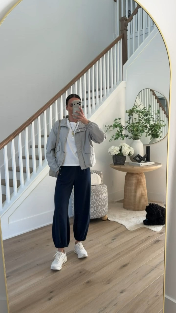 Casual outfit, ootd, balloon pants, joggers, travel pants, tory burch, evereve, running sneakers, annabrstyle

#LTKOver40 #LTKootd