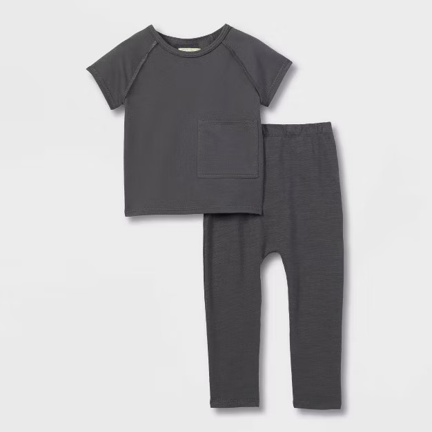 Grayson Collective Toddler Boys' Short Sleeve Pocket T-Shirt & Jogger Set - Charcoal | Target