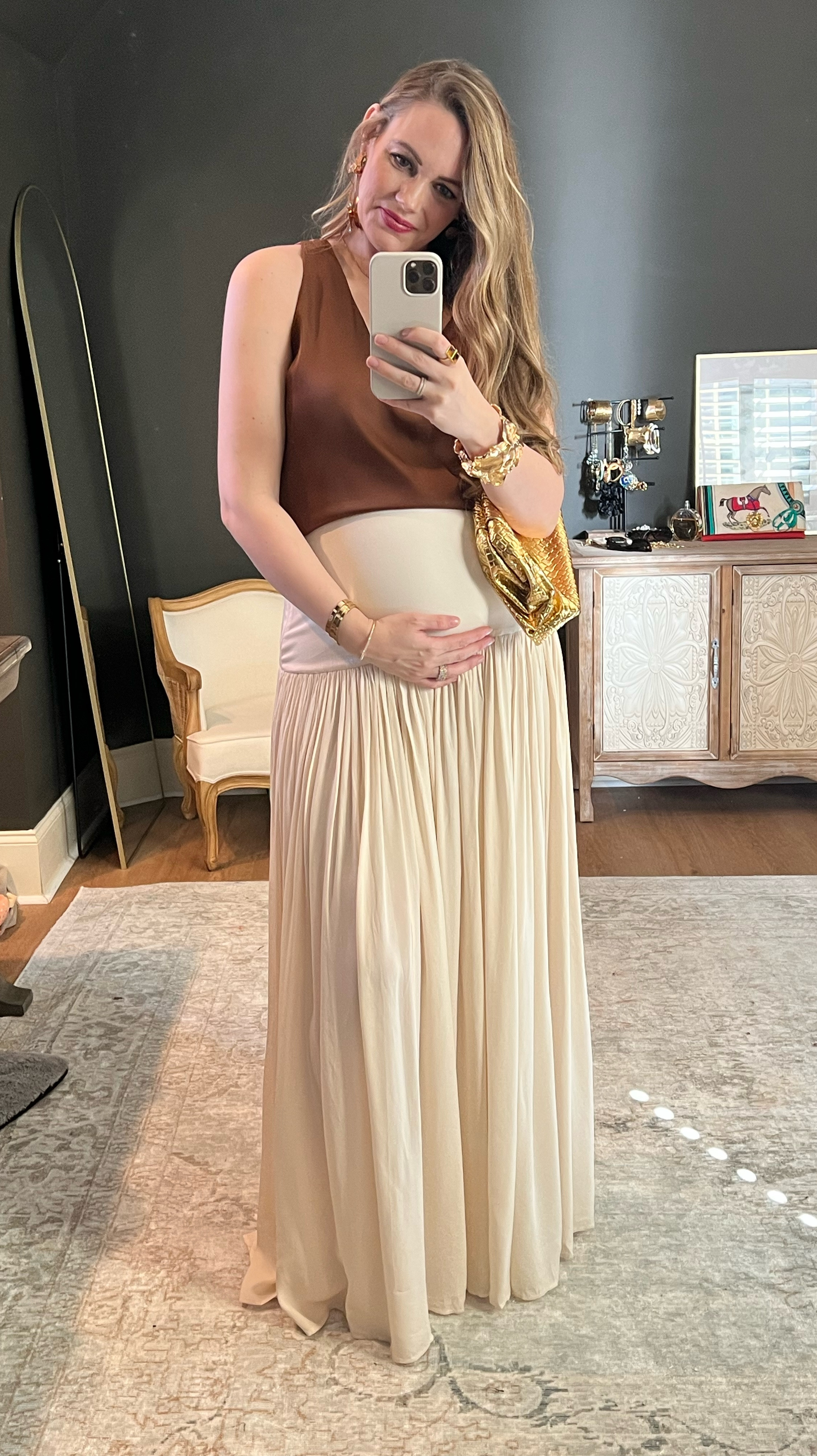 Cream
Maci skirt that’s bump friendly with chocolate brown and gold 

#LTKWorkwear #LTKBump #LTKStyleTip