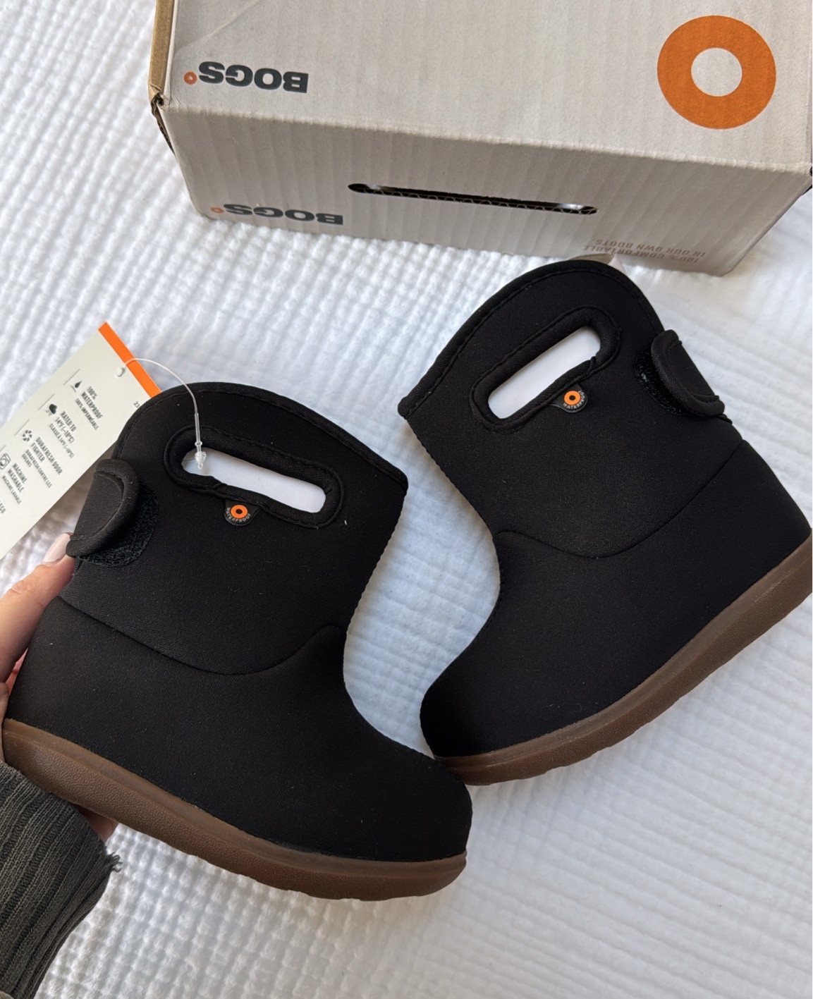 The best toddler/baby snow boots!! 
Lightweight, warm, waterproof and easy to clean!

Toddler snow gear// baby snow gear// snow boots// kids

#LTKKids #LTKBaby #LTKGiftGuide