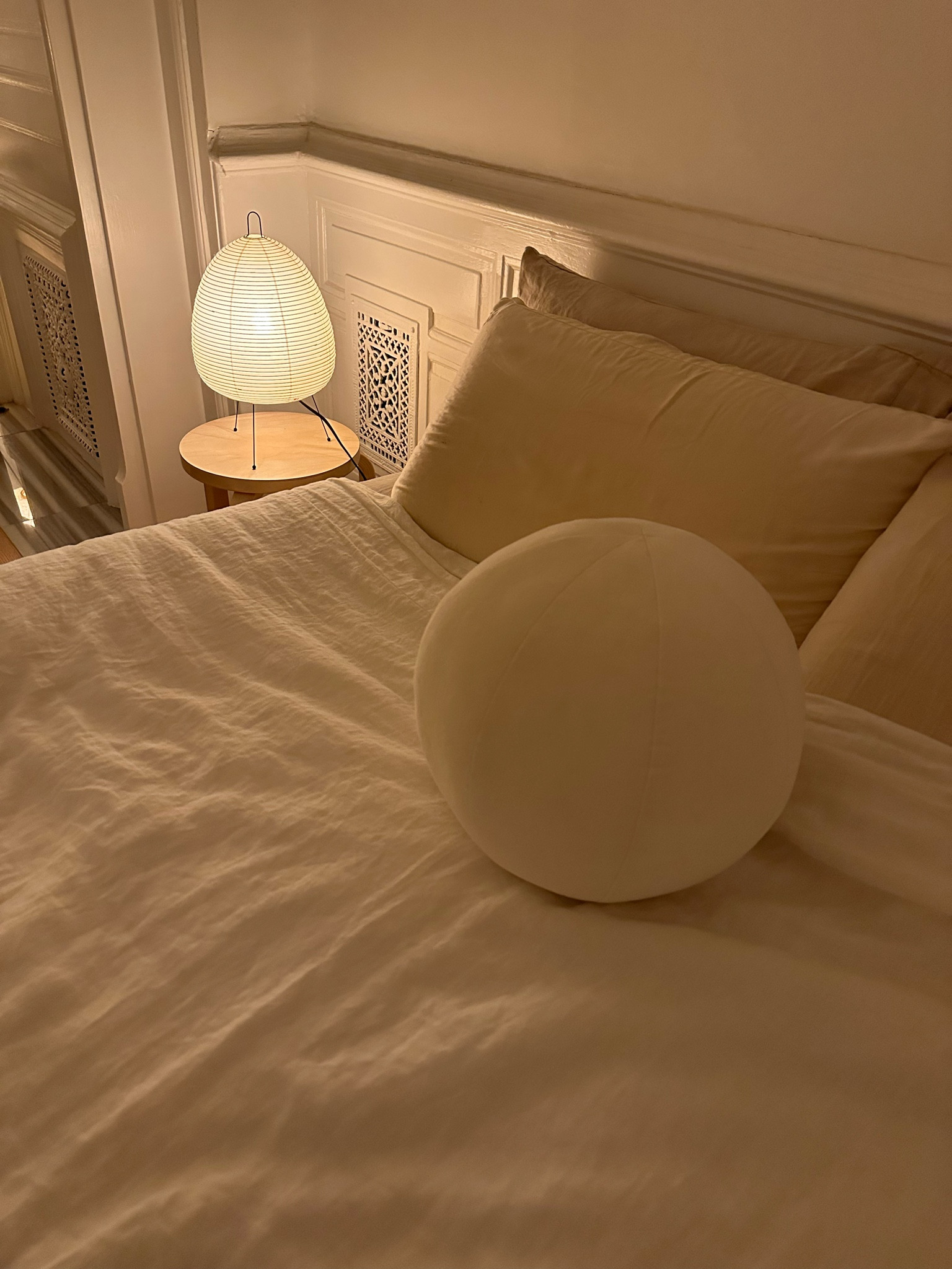 bedside ❤️😌 

#LTKGiftGuide #LTKhome #LTKfamily