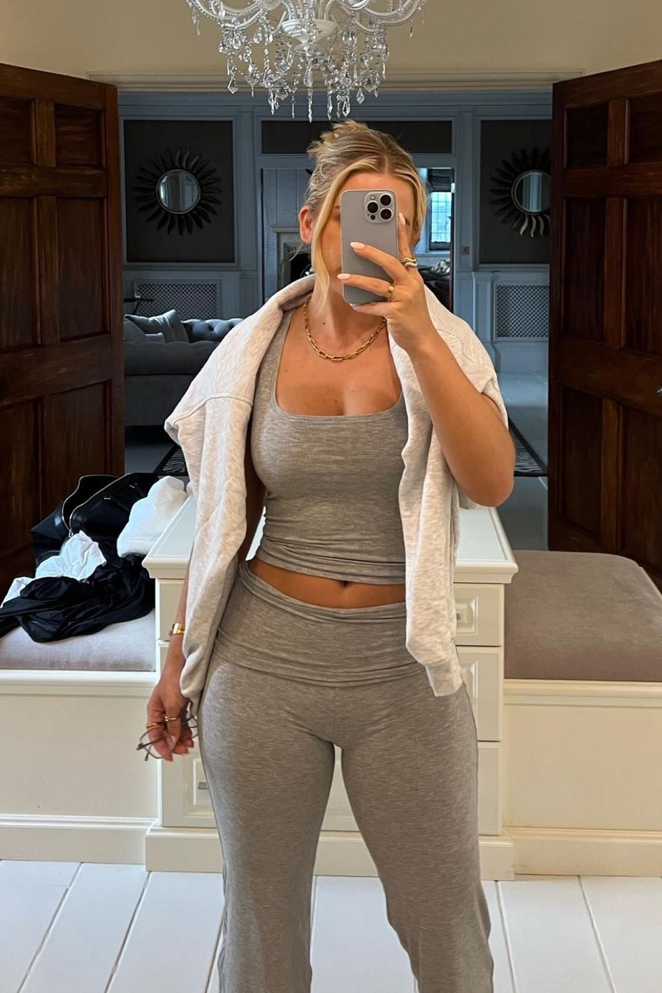 Lounge wear, grey vest, flared leggings, flared jerseys trousers, Tala

#LTKSeasonal #LTKeurope #LTKstyletip