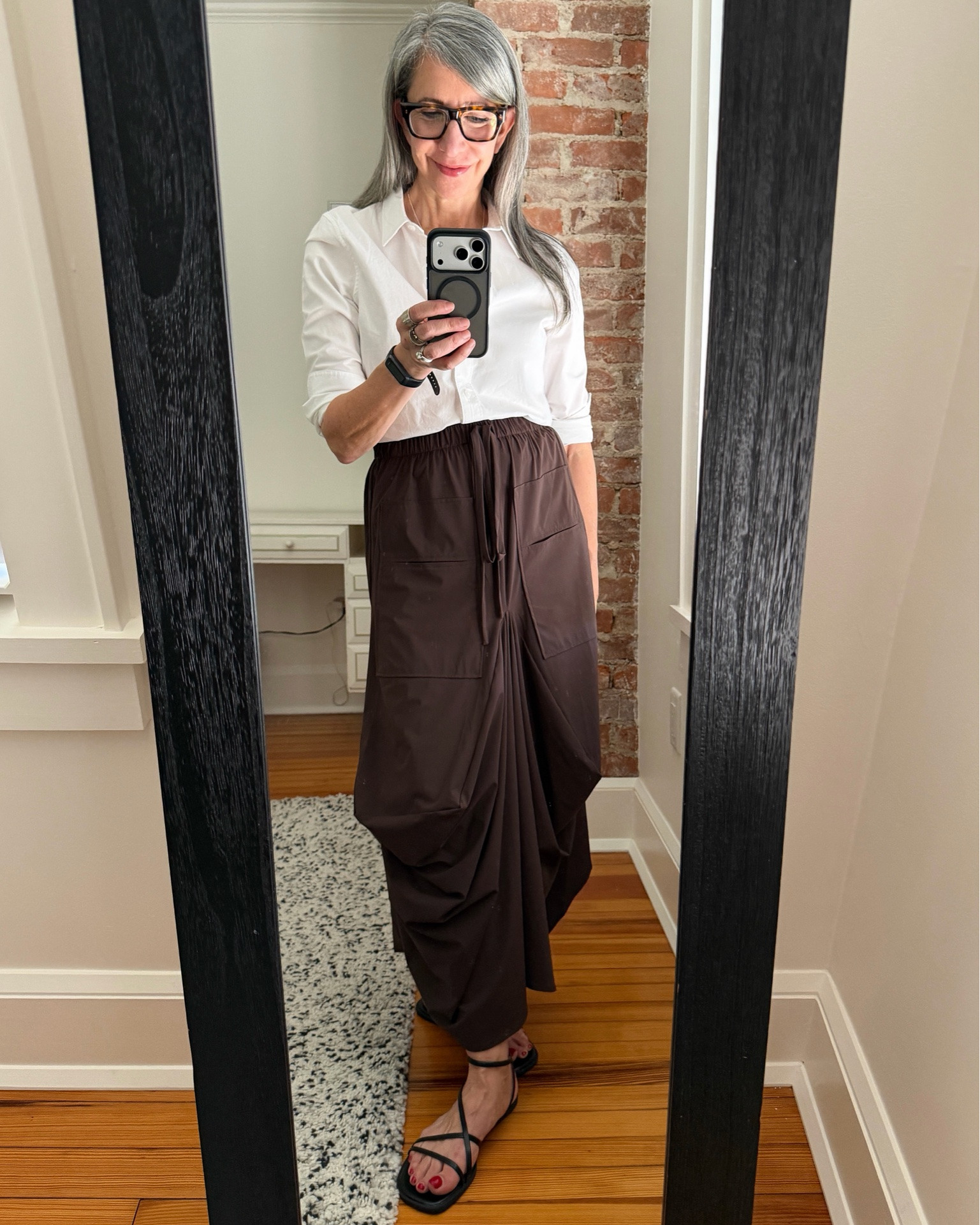 #ComfortableGirlSpring — a skirt worth talking about

I've been a Ruti customer for years. Their Off Duty Cargo Jeans stopped four people in one airport. Four. That's not a coincidence — that's a brand that knows how to make a basic that isn't basic.

When they reached out I said yes immediately. I chose The Go-To Skirt — and I completely understand the name now.

The drape, the length, the way it moves. Dressed down with a tank and flip flops. Casual with a boxy tee and sneakers. Polished with a fitted button front and strappy sandals. Same skirt, three moods, zero effort.

This is exactly the kind of piece this series is built around.

#Over60Style #StyleOver60 #EverydayStyle #ModernStyle #gifted

#LTKootd #LTKOver40 #LTKdayinmylife