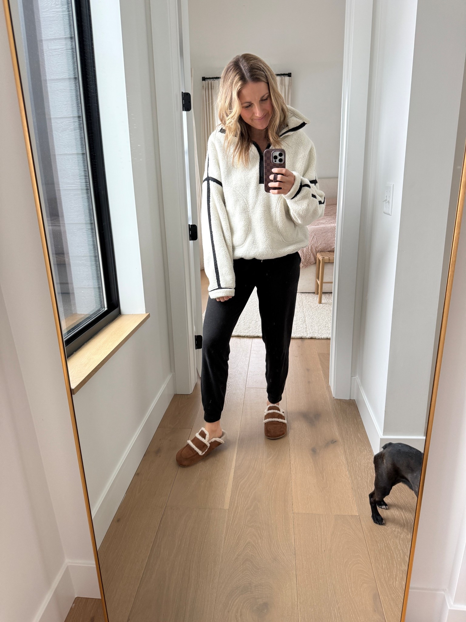 The comfiest Sherpa I own! 

#LTKActive #LTKSaleAlert #LTKootd