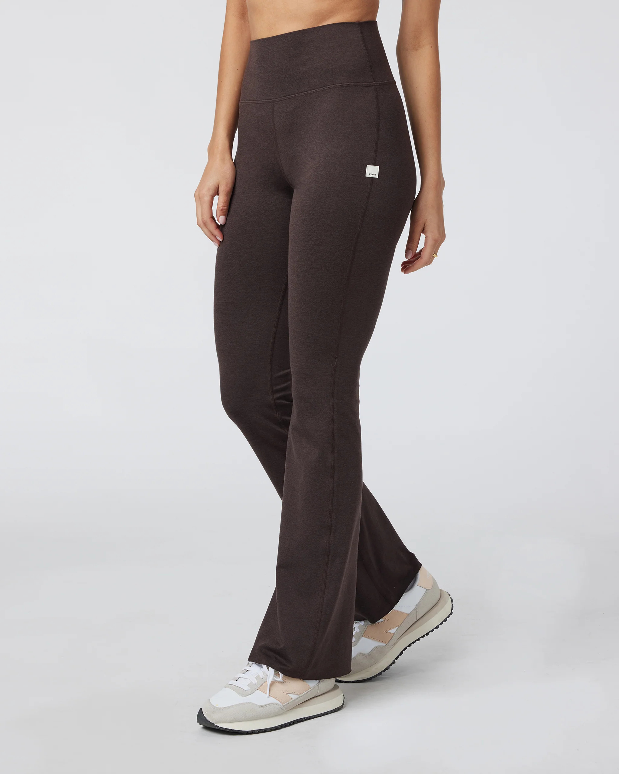 Halo Slim Flare | Vuori Clothing (US & Canada)