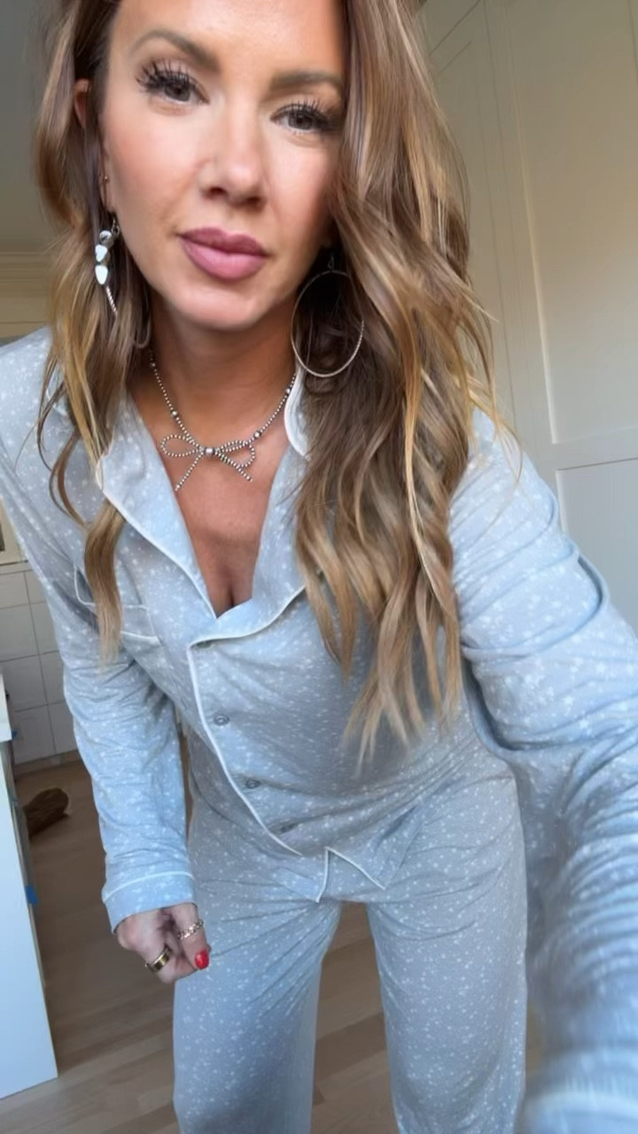 my tommy john partner code betsy40 will get you 40% off sitewide for a limited time ♥️

#LTKSaleAlert #LTKHoliday #LTKGiftGuide