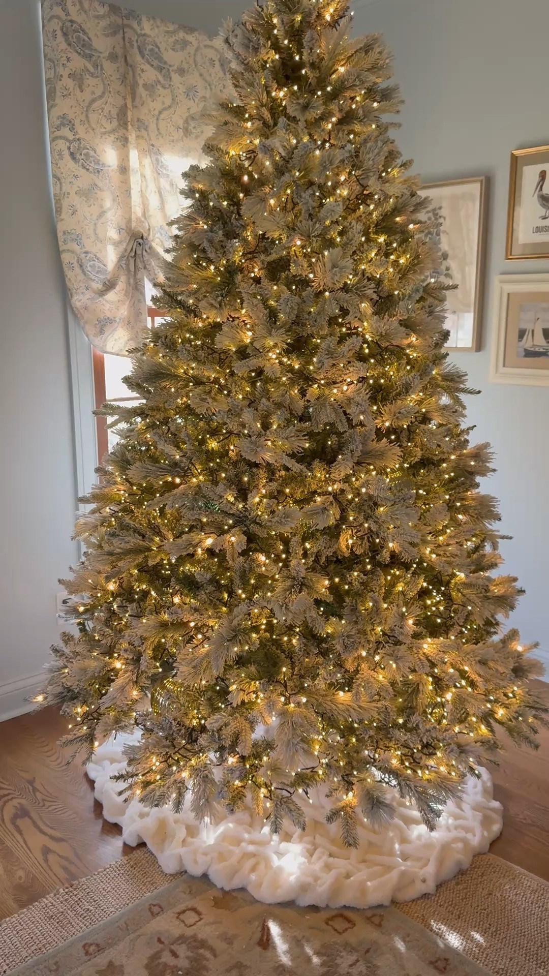 The only cluster lights you need! ✨

#LTKHoliday #LTKHome