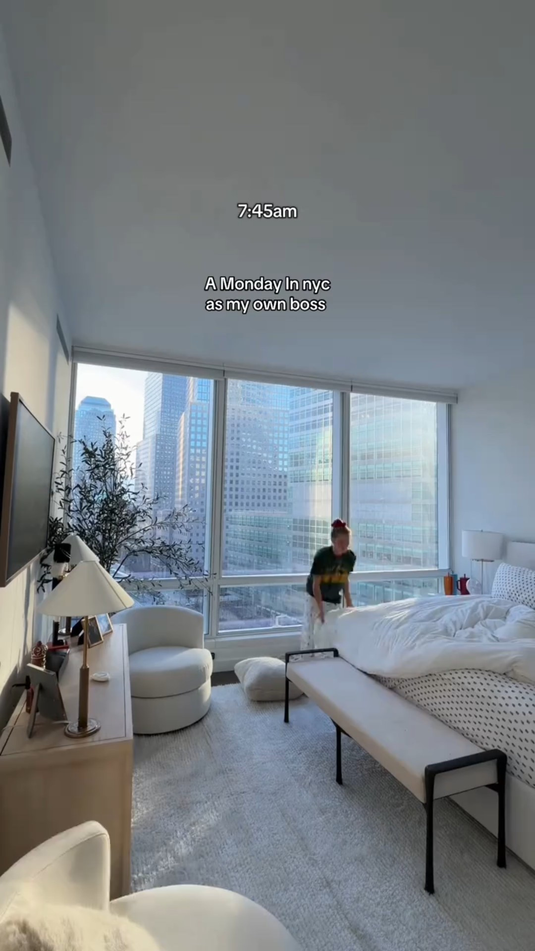 Spend a Monday in NYC as my own boss 🫶