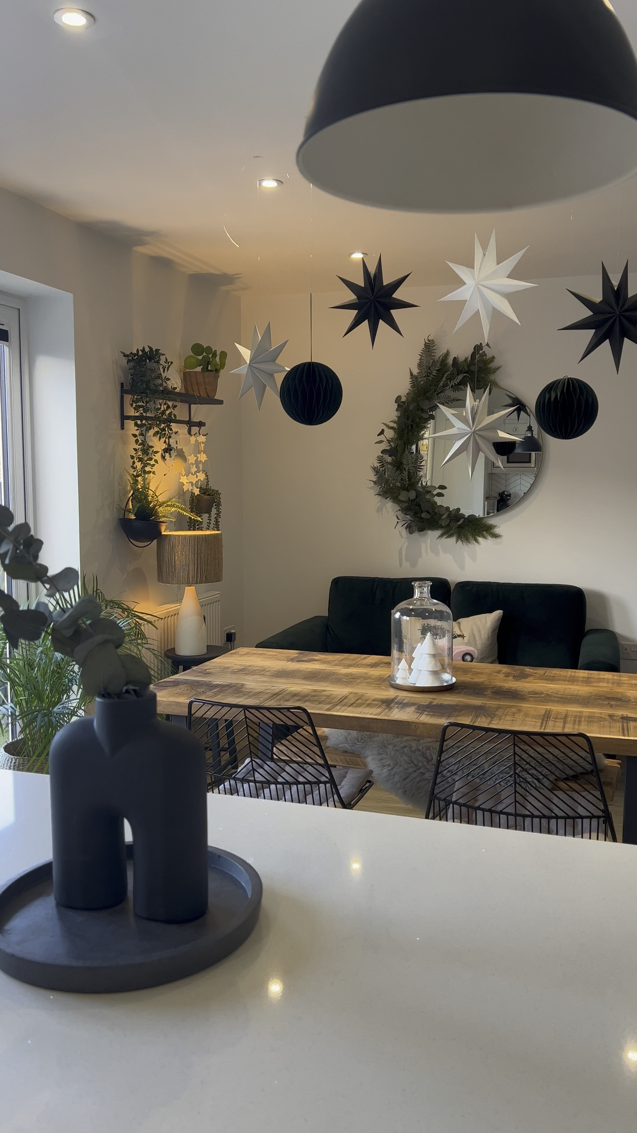 Easy Christmas Decor Idea with paper stars and honeycombs! 

#LTKSeasonal #LTKHoliday #LTKhome