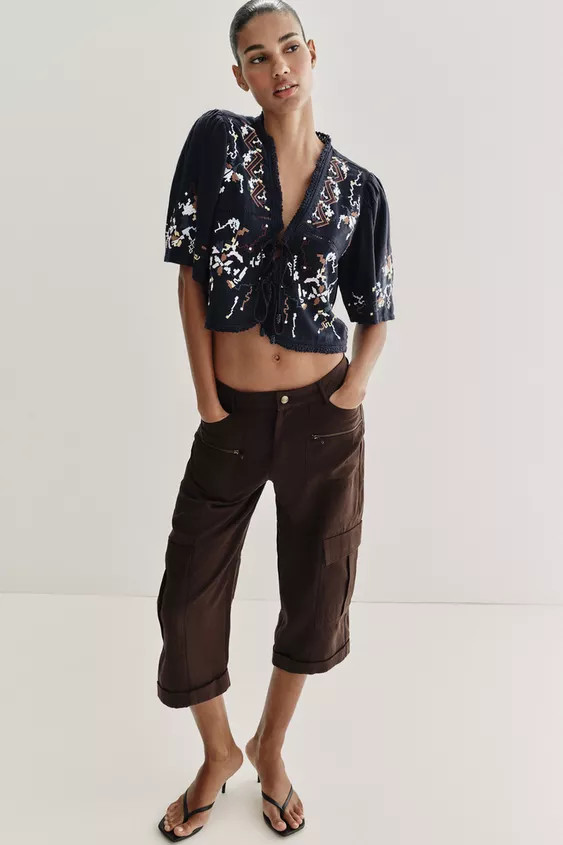 EMBROIDERED FLORAL CROPPED TOP | Zara US