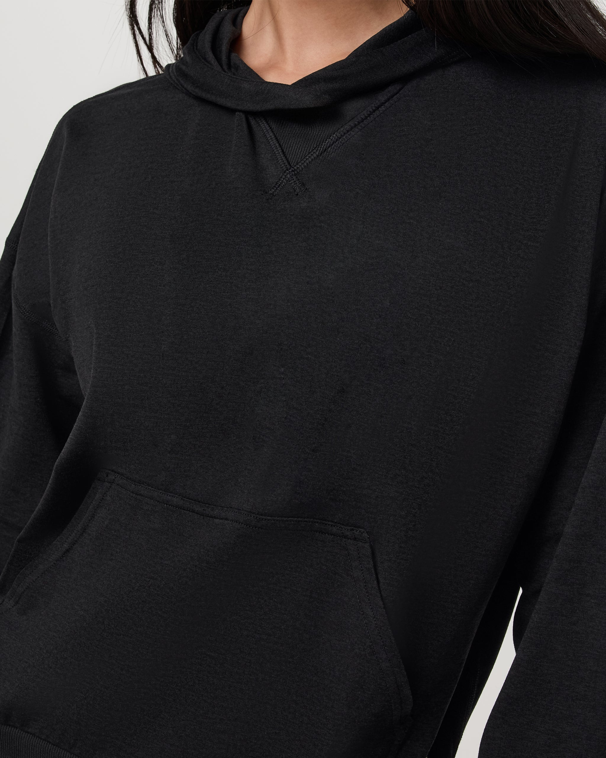 Halo Pullover Hoodie – Women's Black Heather Hoodie – Vuori | Vuori Clothing (US & Canada)