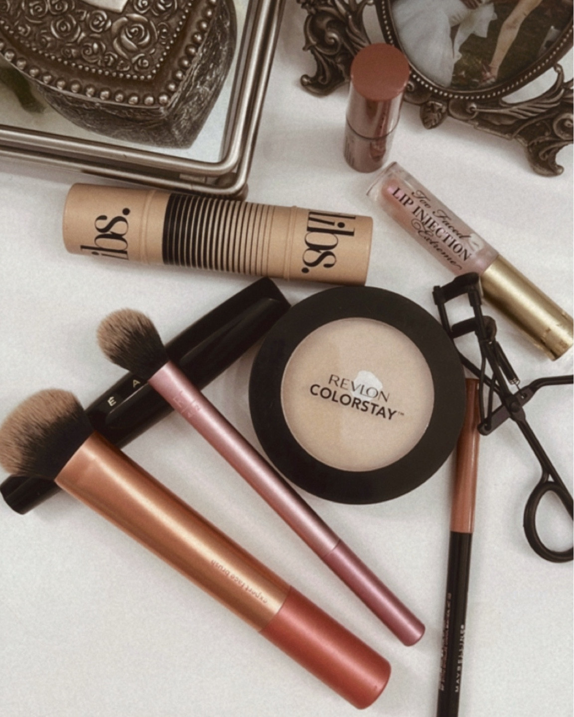 Make your beauty routine easier #LTKmakeup #LTKhaircare

#LTKbeauty