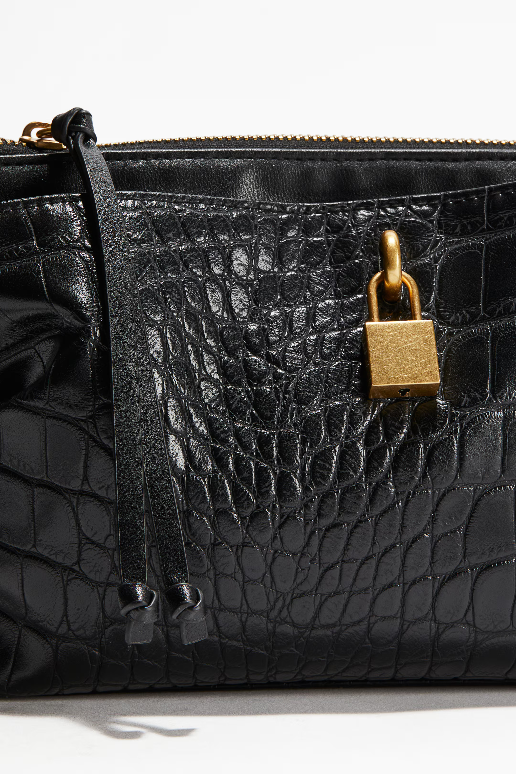 Shoulder bag | H&M (UK, MY, IN, SG, PH, TW, HK)