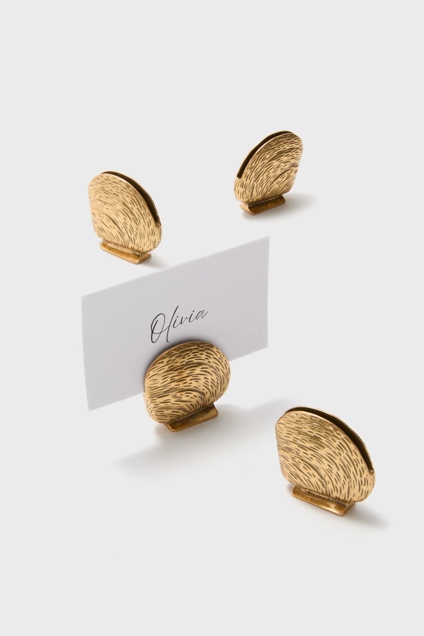 Gold Clam Shell Place Card Holders Set of 4 | Tuckernuck (US)