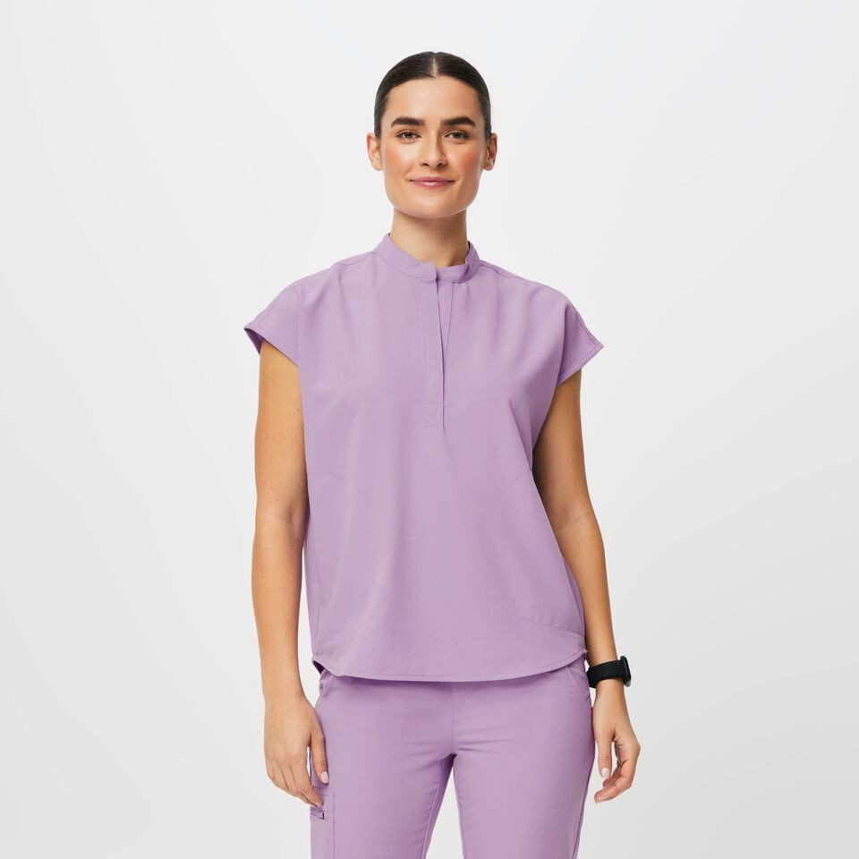 Women's Rafaela Oversized Scrub Top - Lavender Dew · FIGS | FIGS