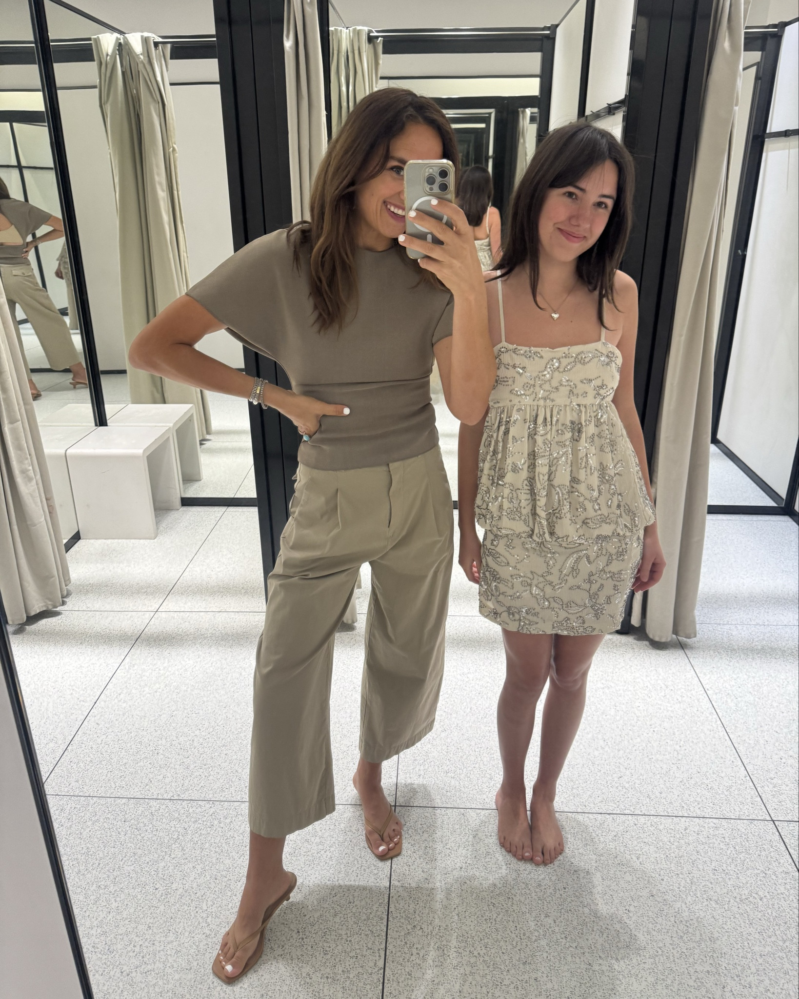 Love this olive top! Just wear the hood bra without a back strap 
Trousers 
Zara 
Try on 