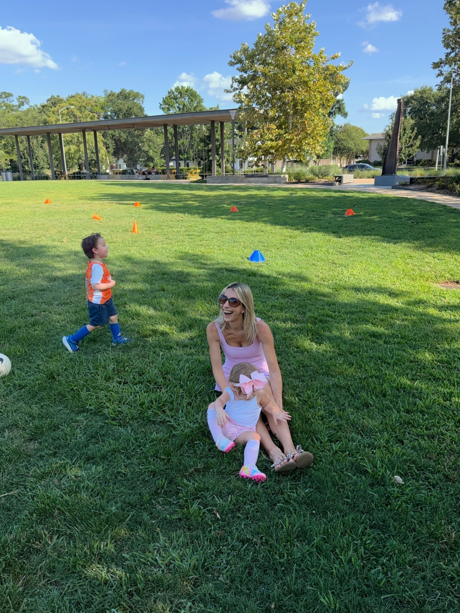 ⚽️ 💕

Sunglasses are old Henri Bendel, tagging cute pair of RayBans aviators I’ve been eyeing 😄

#LTKKids #LTKFamily #LTKStyle #SoccerMom #ToddlerStyle #ToddlerFashion #GirlsStyle #FamilyStyle #MomStyle #WeekendVibes #EverydayStyle #KidsOOTD #SoccerLife #AmazonFinds #JenniferNConnelly

#LTKdayinmylife #LTKmomlife #LTKKids