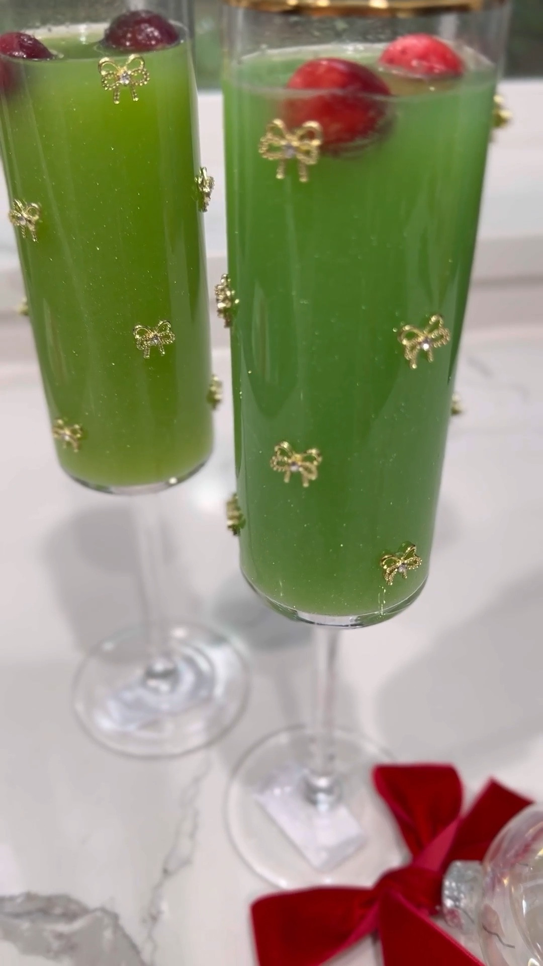Grinch mimosas! So fun for Christmas morning and Christmas parties 

#LTKSeasonal #LTKHome #LTKFamily