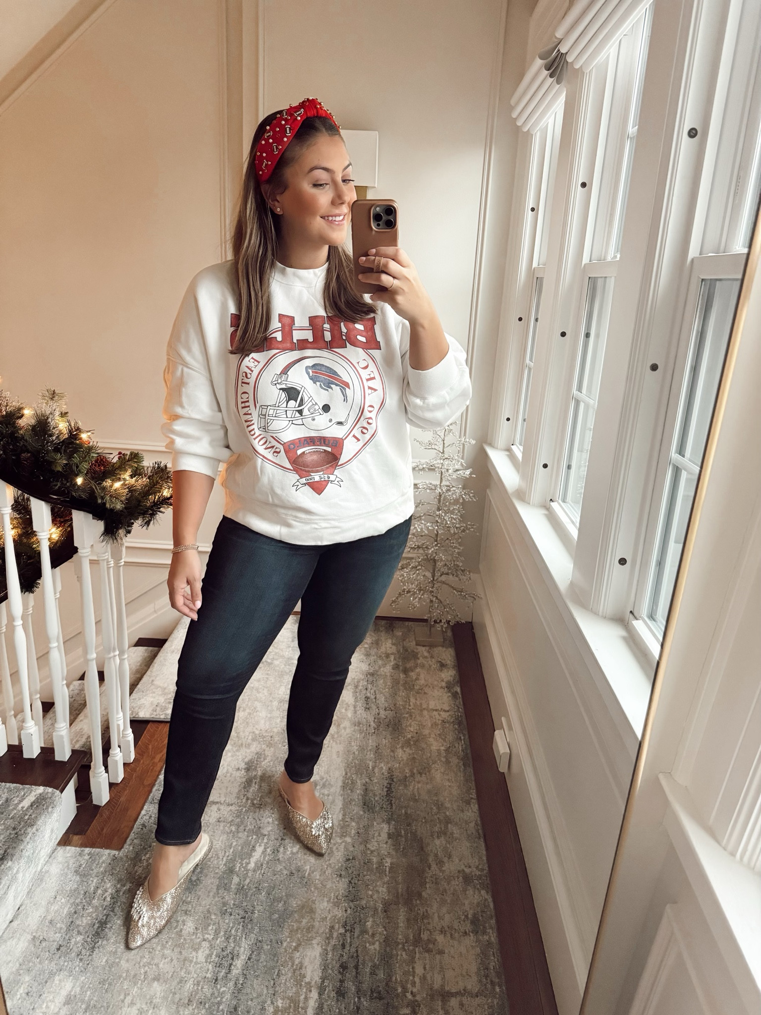 Although our Bills are not in the superbowl, I’m still loving this game-day outfit! This headband comes in over 9 colors to support your favorite teams! Wearing size XL in sweatshirt and 14 in jeans.

#LTKSeasonal #LTKmidsize #LTKstyletip