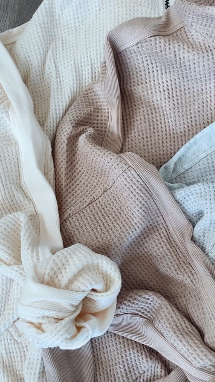 Waffle knit zip up hoodie fits TTS, I sized up to a large for a very oversized fit. Loungewear. Workout top. Fitness. Fall fashion. Pullover sweater. Looks for less. Save vs splurge 

#LTKSale #LTKworkwear