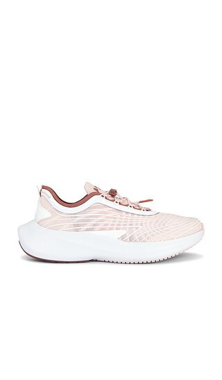APL: Athletic Propulsion Labs Veil Sneaker in Peach. - size 7.5 | Revolve Clothing (Global)