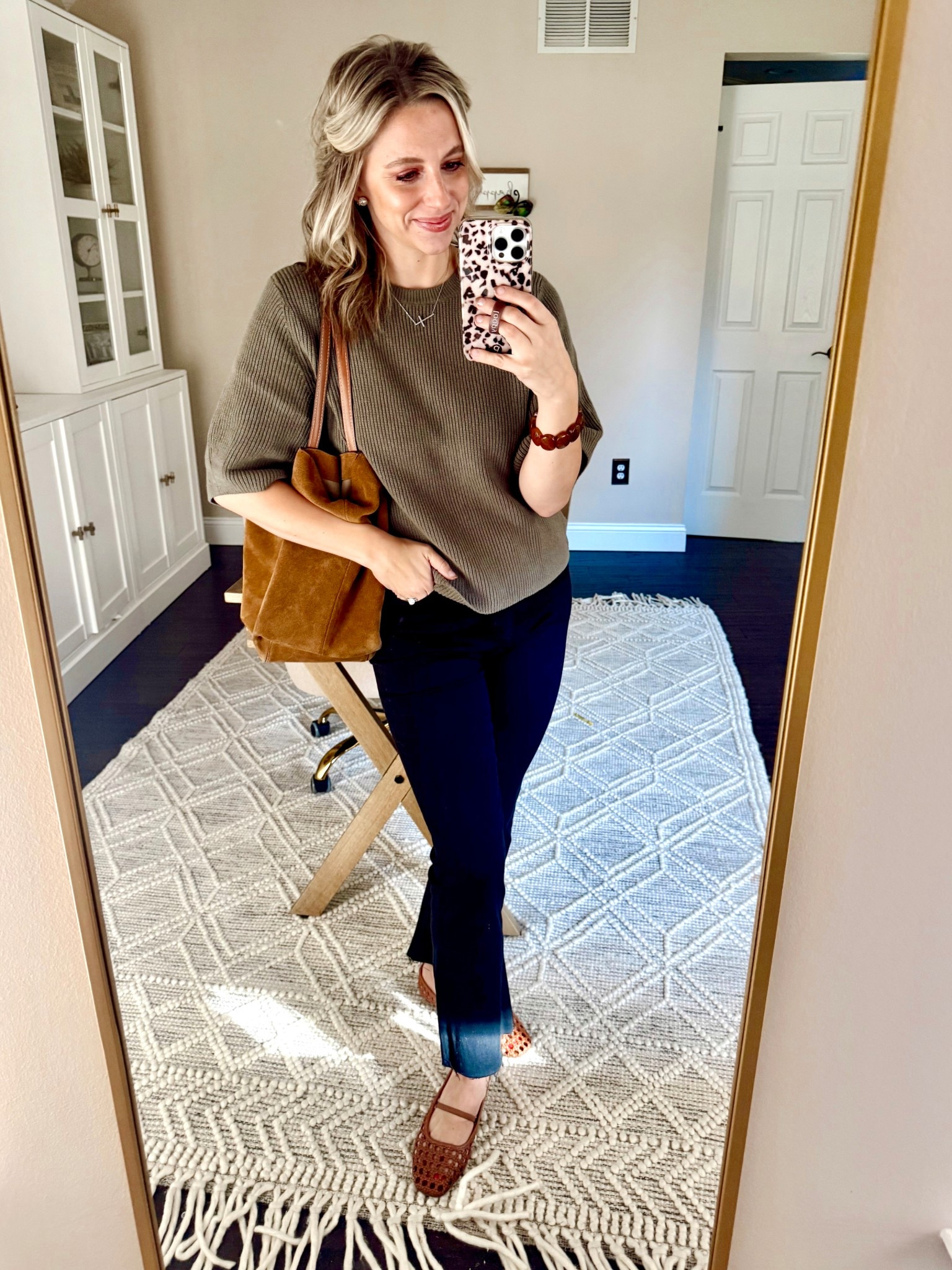 Latest look for fall. 🍂🍁🍃

#LTKSeasonal #LTKFindsUnder100 #LTKFindsUnder50