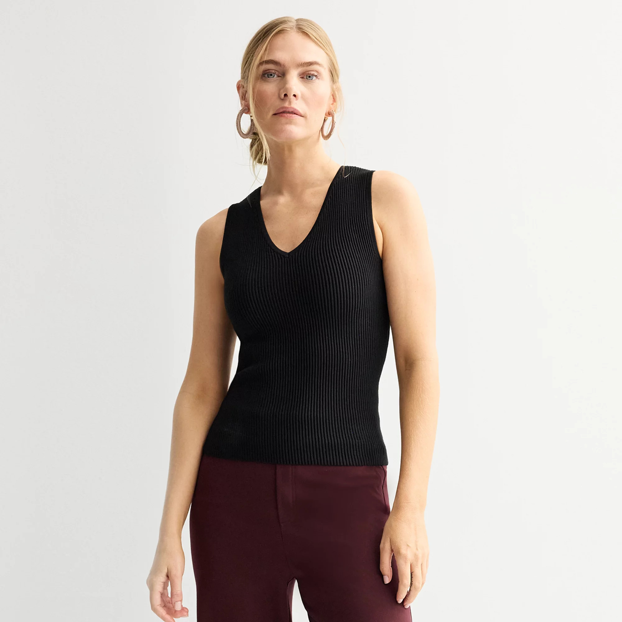 Women's Nine West Fitted Sweater Sculpt V-Neck Tank Top | Kohl's