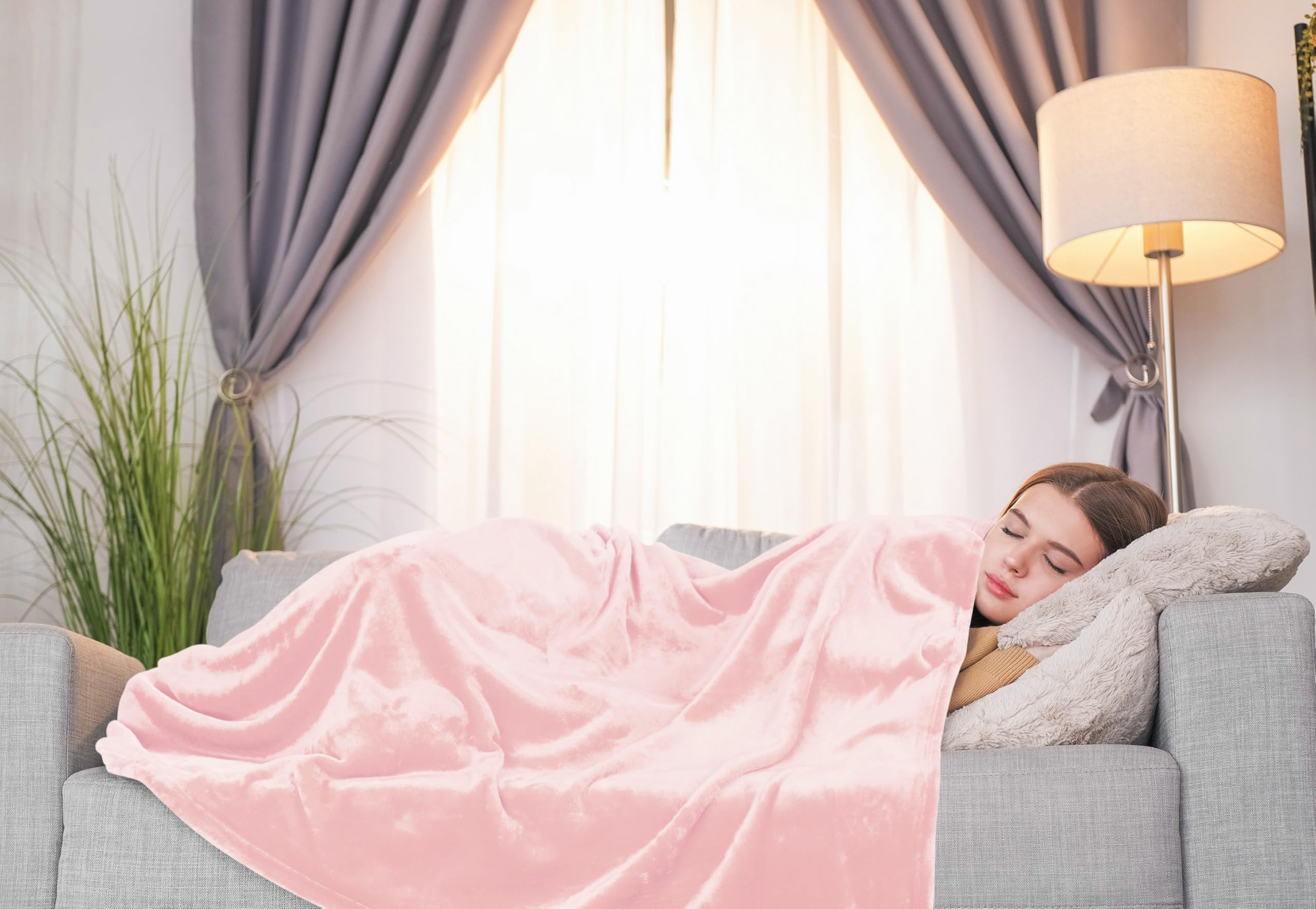 Utopia Bedding Fleece Blanket Throw Size Pink 300GSM Luxury Anti-Static Fuzzy Soft Microfiber Blanket for Couch, Sofa and Bed (60x50 Inch) | Amazon (US)