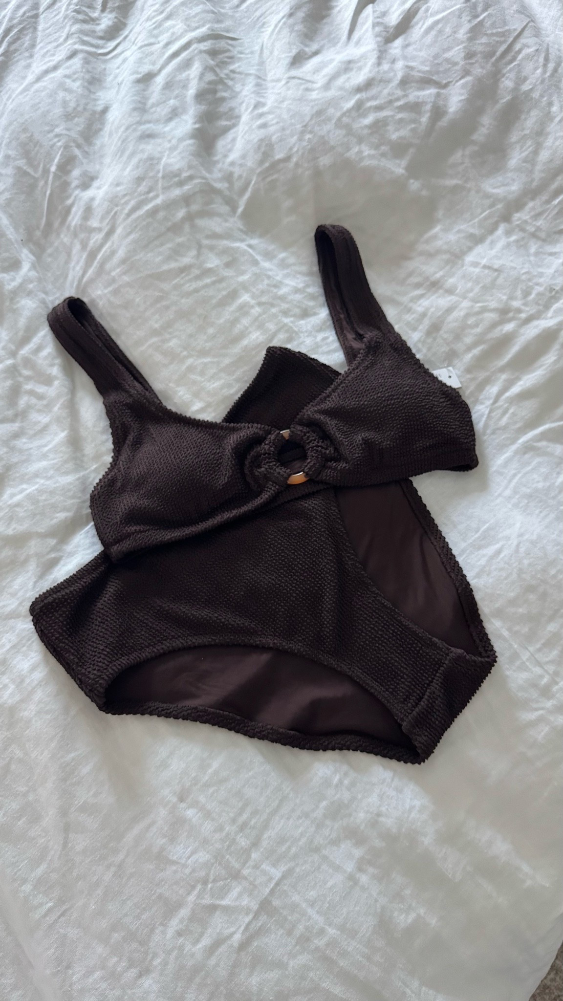 my favorite swimsuit from J.CREW! I actually feel so confident postpartum in this bikini. Wore a medium, could’ve done a small!

#LTKmomlife #LTKSwim #LTKootd