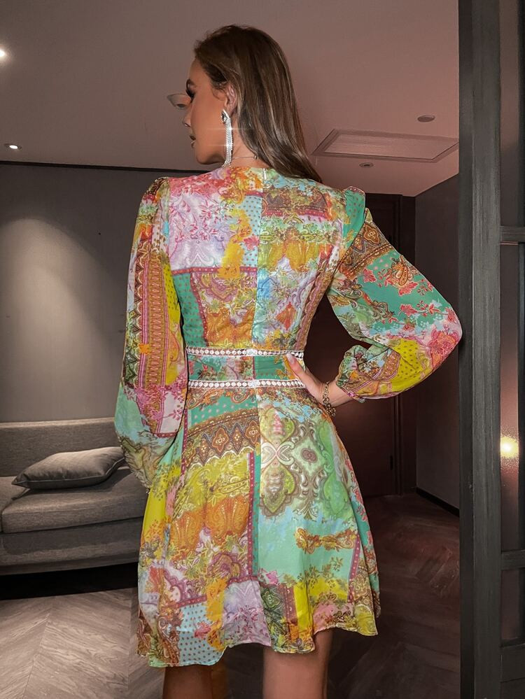 Floral & Paisley Print Guipure Lace Insert Plunging Neck Dress | SHEIN