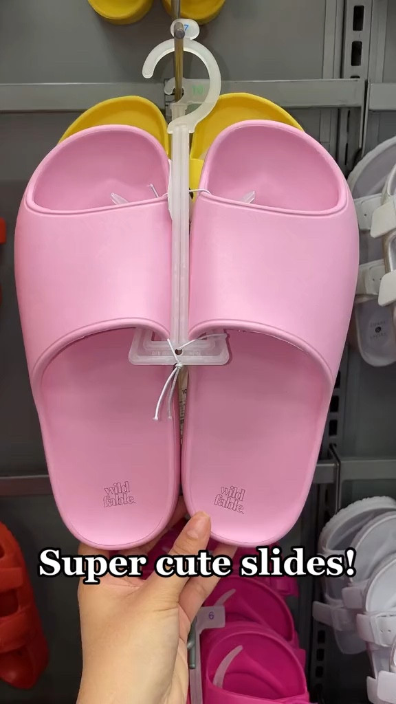 Super cute summer slides. #targetfind #fashion #slides #sandals 

#LTKFind